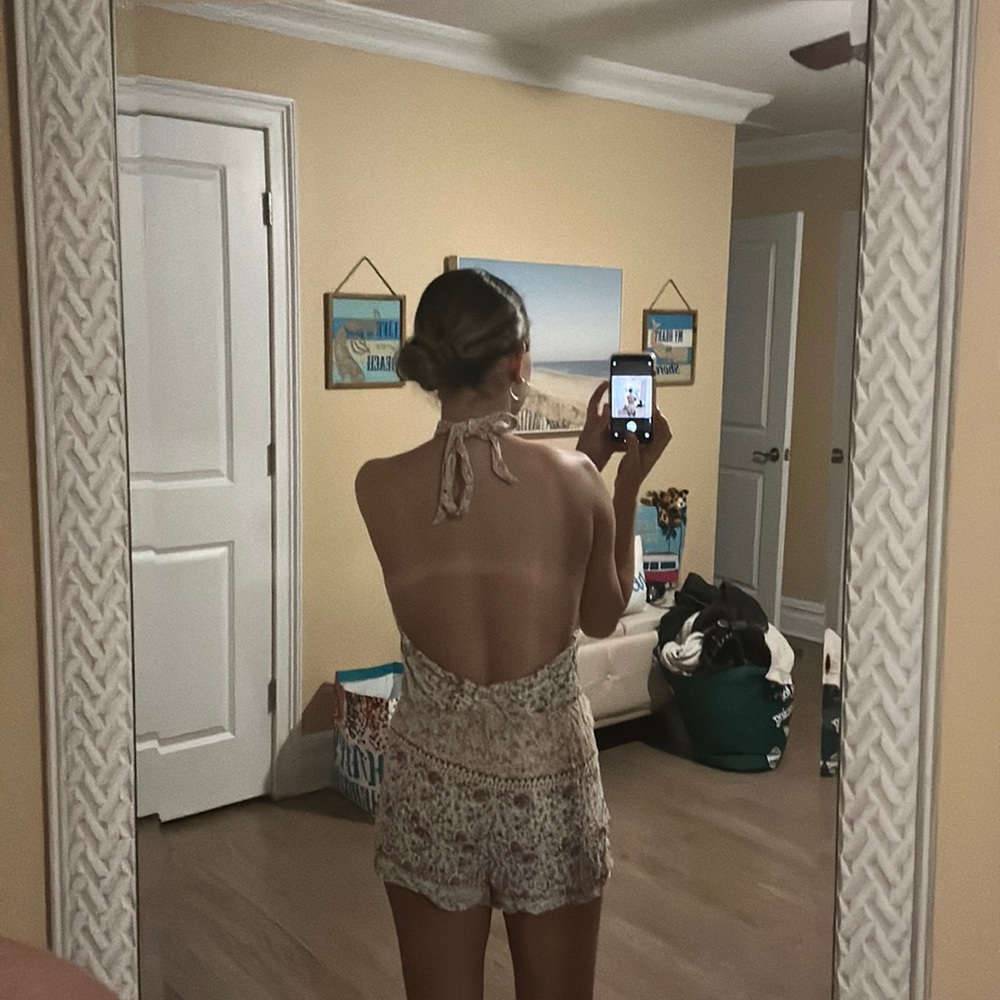 O’Neill Floral Romper - Picture 3 of 5